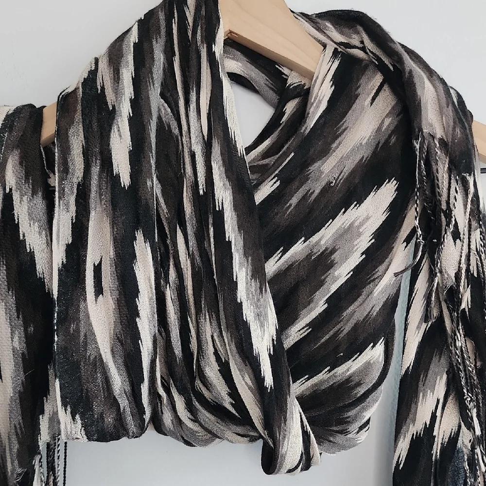 Pashmina Silk Black and White Pattern Wrap Scarf